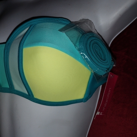XHILARATION strapless bikini‎ top - Picture 2 of 7